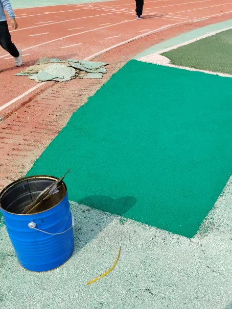 科尔沁右翼前球场翻新修补改造专项服务介绍
